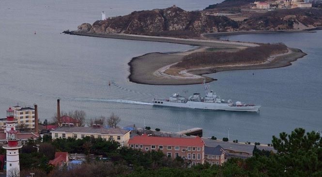 贊！網友俯拍解放軍旅順軍港