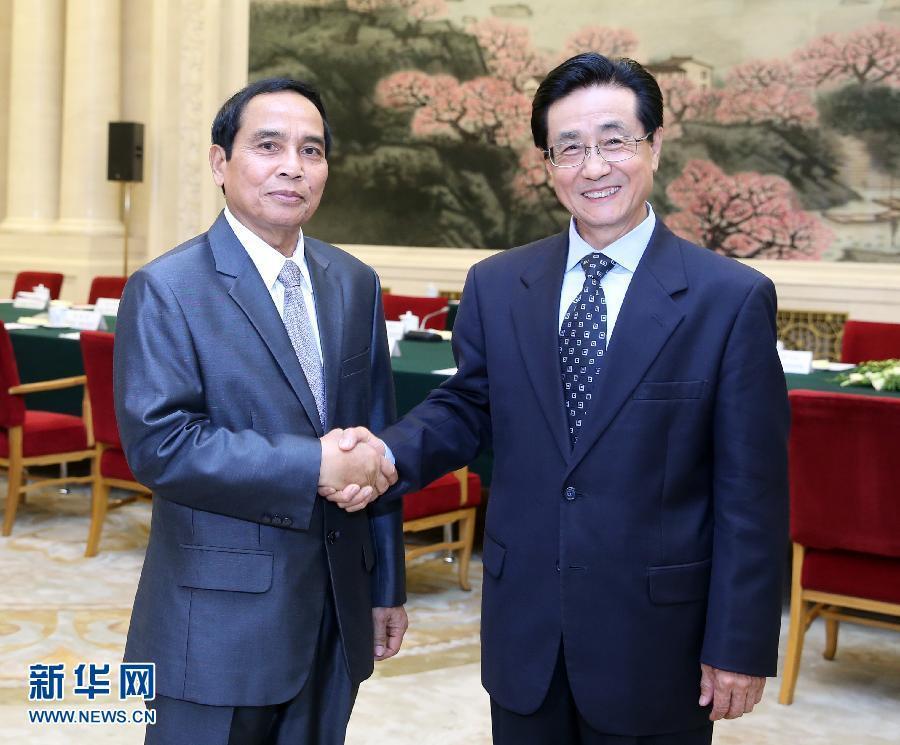7月7日，中共中央書記處書記、中央紀委副書記趙洪祝在北京同老撾人民革命黨中央政治局委員、中央紀委書記、政府副總理本通率領的老撾人民革命黨代表團舉行工作會談。新華社記者 姚大偉 攝 
