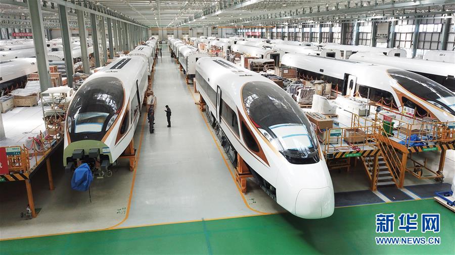 (壯闊東方潮 奮進(jìn)新時(shí)代——慶祝改革開放40年)(12)砥礪奮進(jìn) 轉(zhuǎn)型升級——改革開放40年中國制造加速邁向“中高端”
