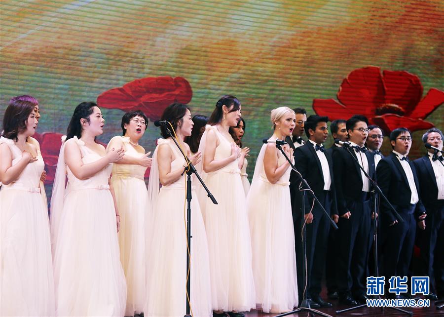 （在習(xí)近平新時(shí)代中國(guó)特色社會(huì)主義思想指引下——新時(shí)代新作為新篇章·總書記關(guān)切開(kāi)放事·圖文互動(dòng)）（5）開(kāi)放的中國(guó)，夢(mèng)想的模樣——洋學(xué)生在中國(guó)的日子