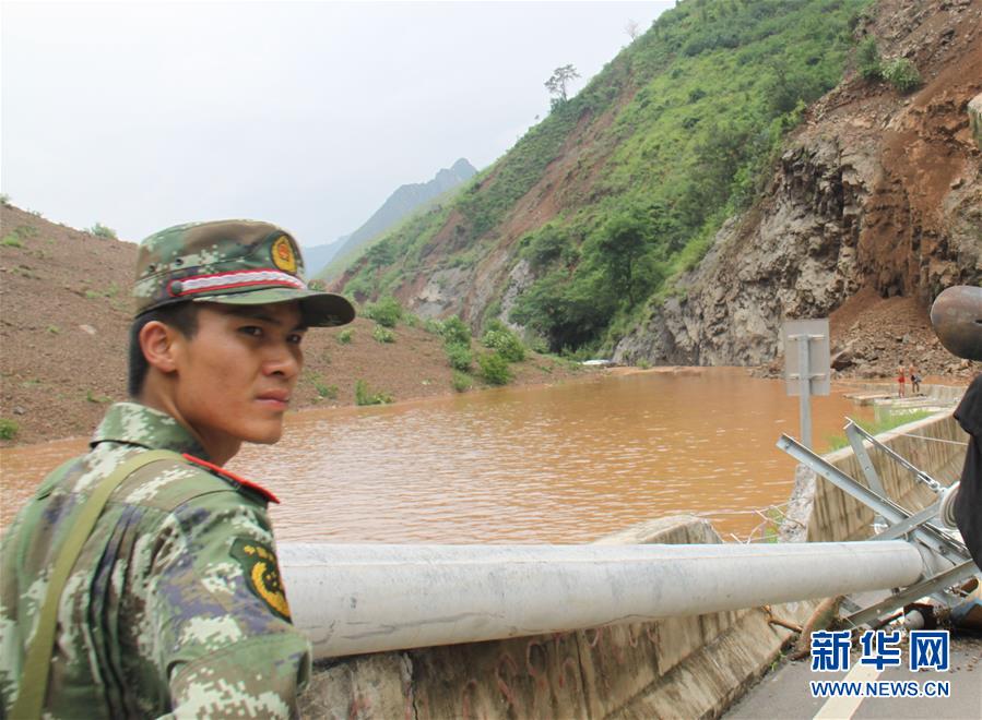 （為了民族復興·英雄烈士譜·圖文互動）謝樵：為救援泅渡堰塞湖，犧牲時只有24歲
