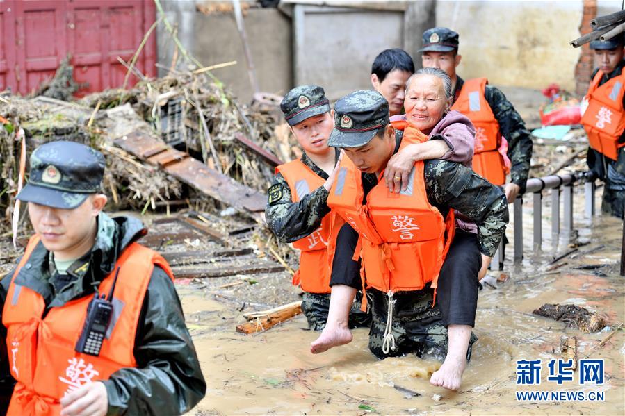 （新華全媒頭條·圖文互動）（5）沿著中國特色強軍之路闊步前進——黨中央、中央軍委領導推進國防和軍隊建設70年紀實