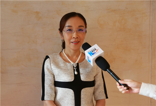 把增強(qiáng)黨的凝聚力、戰(zhàn)斗力與提高企業(yè)競(jìng)爭(zhēng)力、創(chuàng)造力有機(jī)融合。