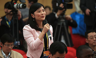 中評(píng)社、中評(píng)網(wǎng)記者提問