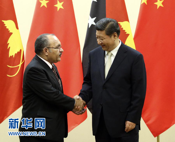 11月22日，國家主席習(xí)近平在斐濟(jì)楠迪會(huì)見巴布亞新幾內(nèi)亞總理奧尼爾。 新華社記者姚大偉攝 