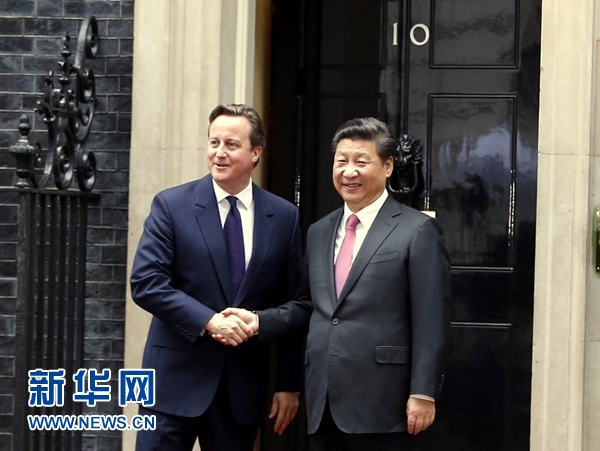 10月21日，國家主席習近平在倫敦唐寧街首相府同英國首相卡梅倫舉行會談。 新華社記者 鞠鵬 攝 