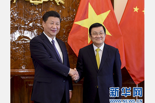 11月6日，中共中央總書記、國家主席習(xí)近平在河內(nèi)同越南國家主席張晉創(chuàng)舉行會(huì)談。 新華社記者李學(xué)仁攝