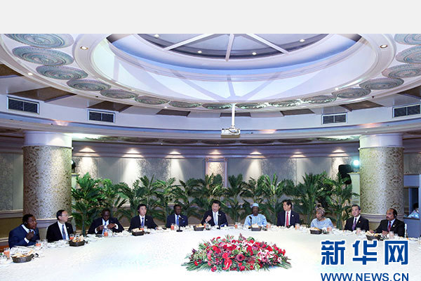12月5日，國家主席習近平在約翰內斯堡再次集體會見17位非洲國家領導人。 新華社記者 姚大偉 攝
