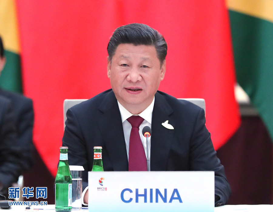 7月7日，國家主席習近平在德國漢堡主持金磚國家領導人非正式會晤，發(fā)表引導性講話和總結講話。 新華社記者 馬占成 攝